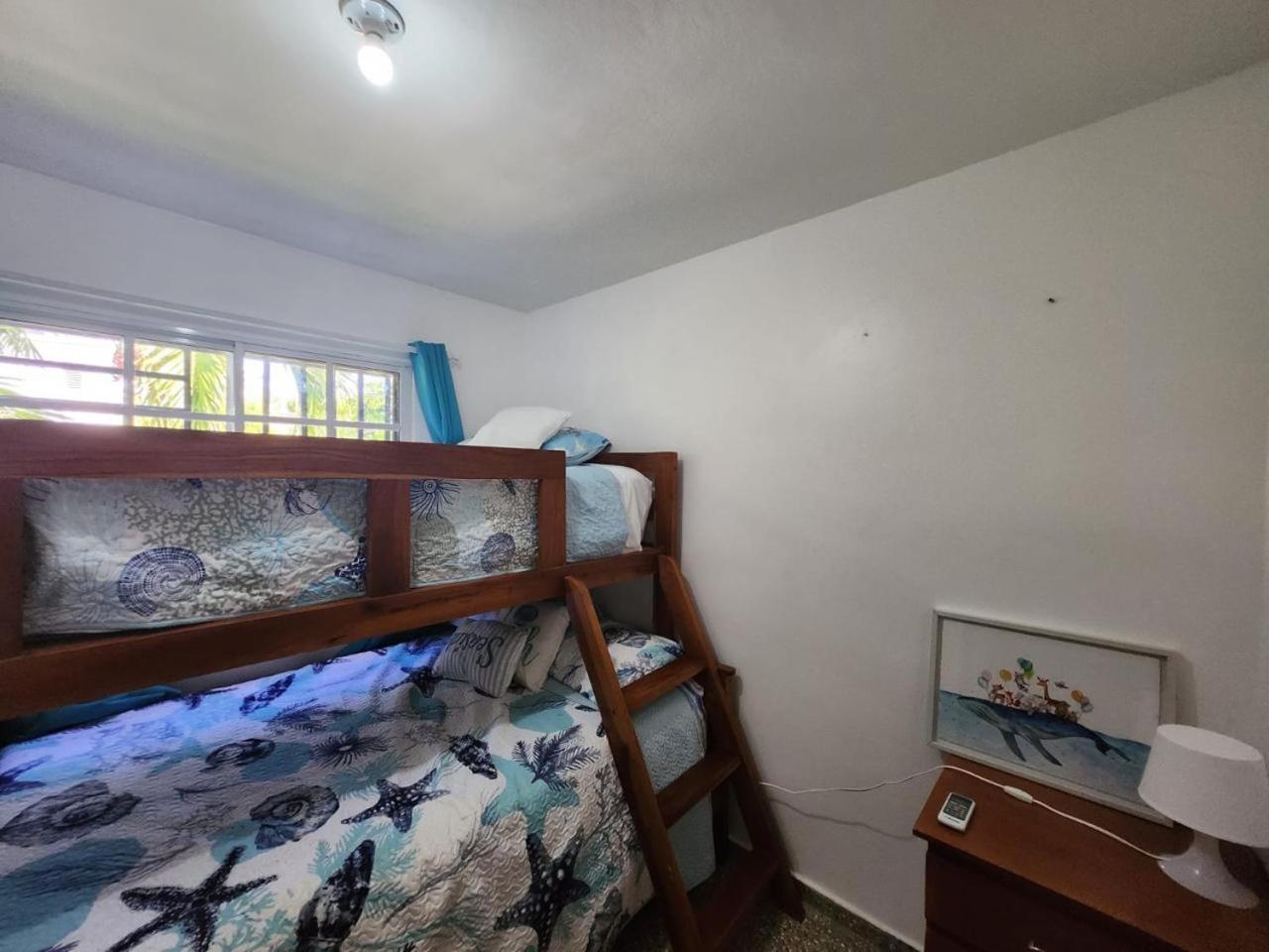 Beachfront Apartment, Quiet 4 Beds, 1 Bath, Ac, Wi-Fi, Hot Water, In Paraiso Near Los Patos Екстер'єр фото